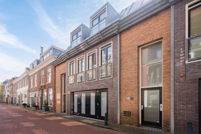 Woning Laan van Roos en Doorn 12 Den Haag