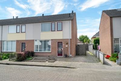 Woning Wethouder van Akenstraat 25 Est