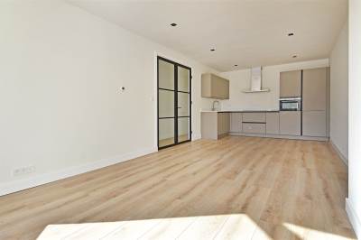 Woning Mathenesserweg 117C03 Rotterdam