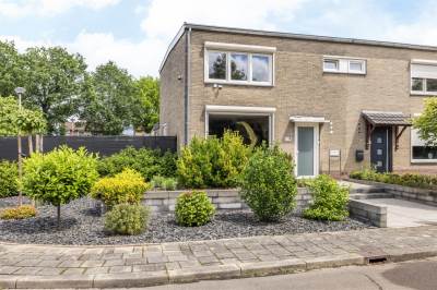 Woning Koningsberg 9 Urmond