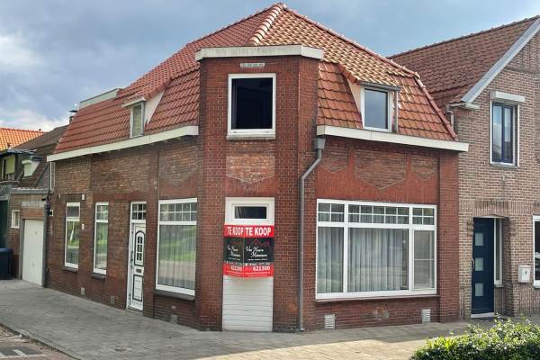 Woning Westdam 7 Sas van Gent