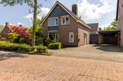 Woning Pastoor Bielarsstraat 1 Wernhout