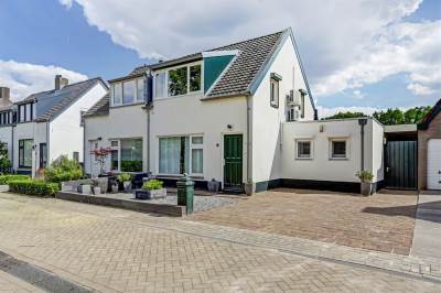 Woning Emmalaan 24 's Gravenmoer