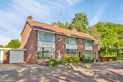 Woning Oranjelaan 25 Tiel