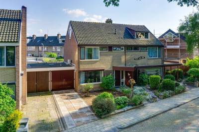 Woning Nassaulaan 192 Puttershoek