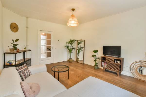 Woning Adelaarsweg 49 Amsterdam