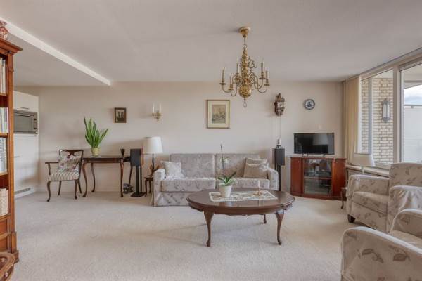 Woning Deltaplein 675 Den Haag