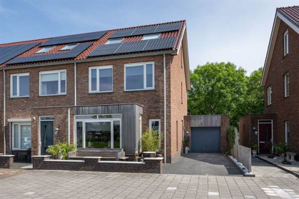 Woning Langeweg 44 Stellendam