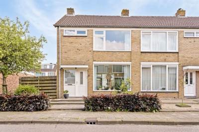 Woning Seringehof 8 Lopik