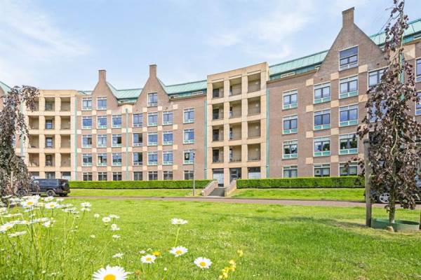 Woning Frans Joseph van Thielpark 125 Helmond