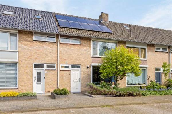 Woning Adriaen Banckertstraat 6 Geldrop