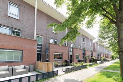 Woning A. Roland Holststraat 77 Almere