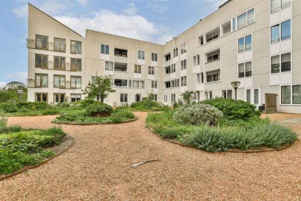 Woning Joris Ivensplein 74 Amsterdam