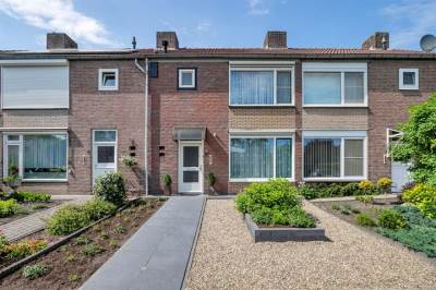 Woning Pastoor Kerssemakersstraat 4 Helenaveen