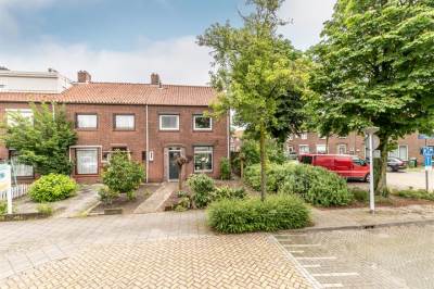 Woning Mr. C. Goselingstraat 1 Best