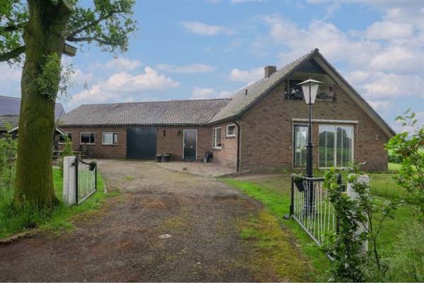 Woning Lange Voort 10 Bornerbroek