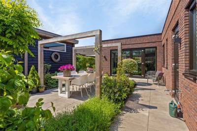 Woning Hondsrooswal 25 Emmen