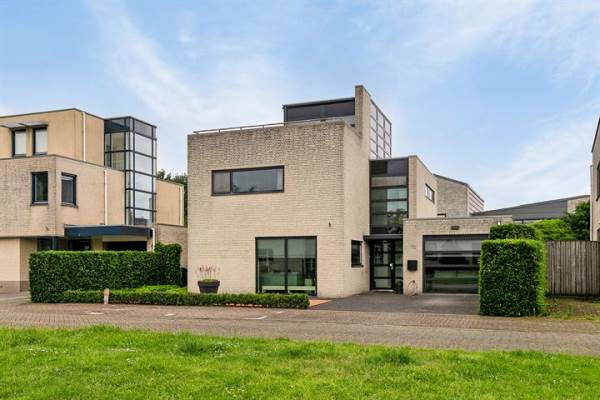 Woning Schoonhovenerf 10 Tilburg