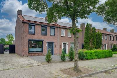Woning Ruysdaelstraat 24 Rijen