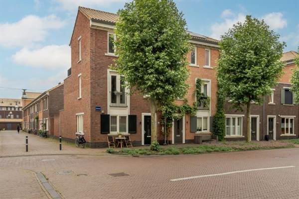 Woning Forum 18 Houten
