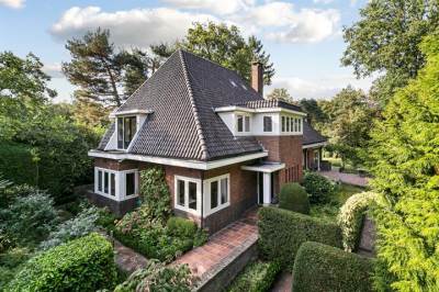 Woning Rijksweg-West 6 Laren (NH)