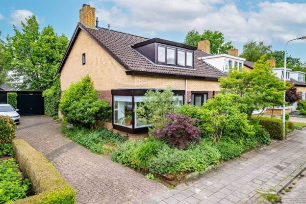 Woning Jan de Wittstraat 10 Oentsjerk