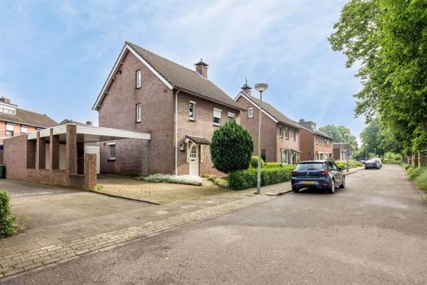 Woning Lindenlaan 7 Bergen (LI)