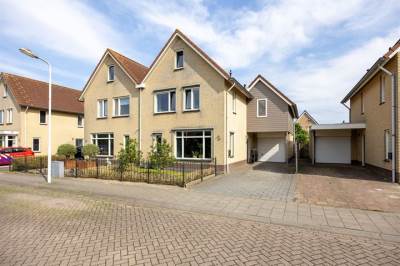 Woning Klaas Taekeslând 22 St.-Annaparochie