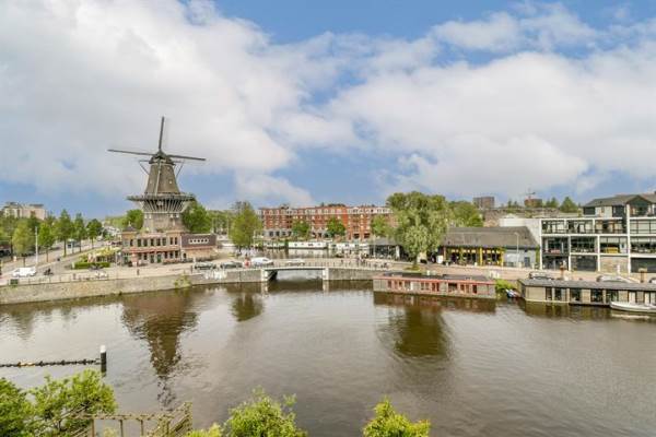 Woning Zeeburgerdijk 133 Amsterdam