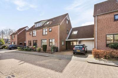 Woning Valkenkamp 477 Maarssen