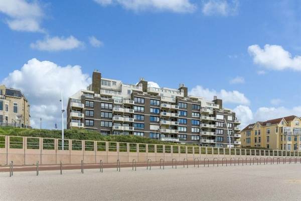 Woning Zeekant 48A Den Haag