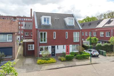 Woning Middenweg 2B Rijen