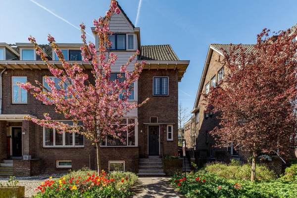 Woning Kerstant van den Bergelaan 33 Rotterdam