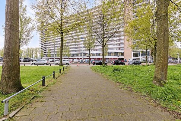 Woning Burgemeester Hogguerstraat 923 Amsterdam
