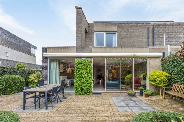 Woning Jan van der Ploegsingel 24 Rotterdam