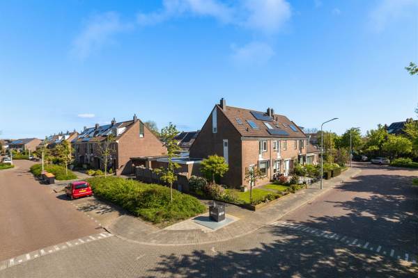 Woning Breedweerlaan 1 Heemskerk