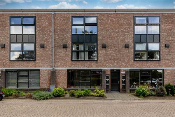 Woning Van Boetzelaerlaan 96 Hoogland
