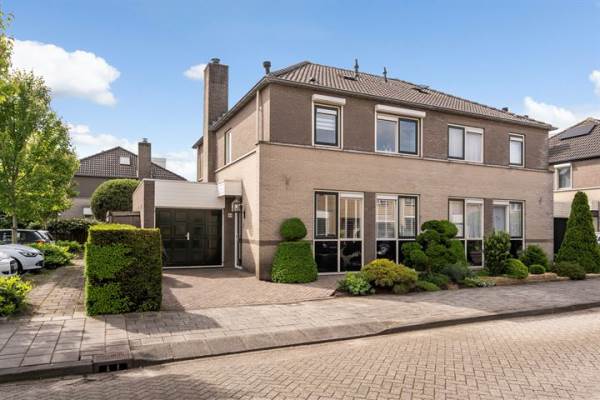 Woning Spaansezoom 34 Nieuwerkerk aan den IJssel