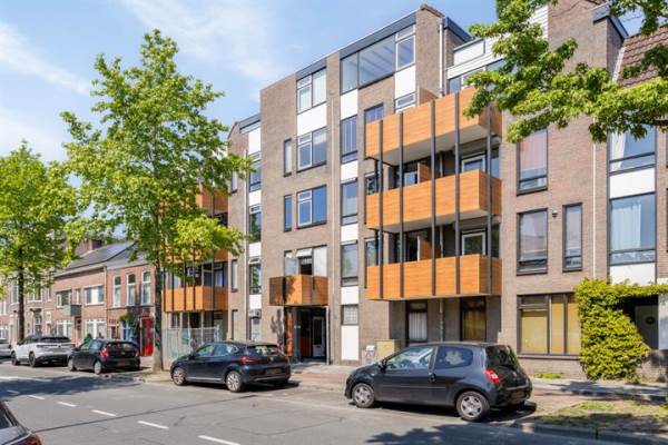 Woning Aweg 17n Groningen
