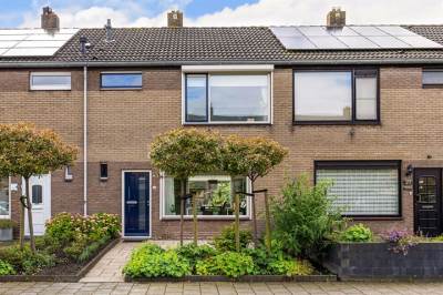 Woning Mr J R Thorbeckestraat 25 Zuidland