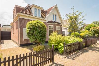 Woning Karel de Grotelaan 16 Bergen (NH)