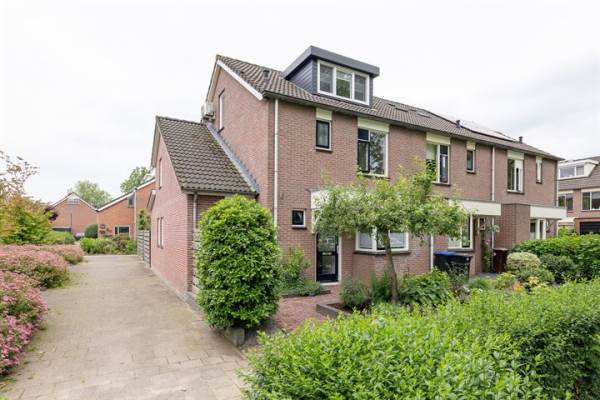 Woning Koningin Julianasingel 23 Benschop