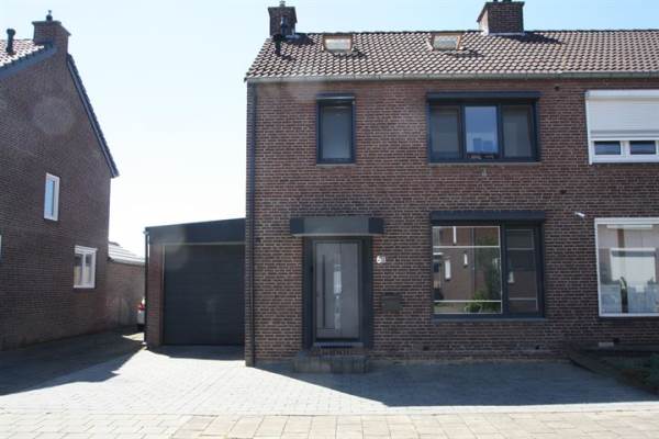 Woning Karel Doormanstraat 68 Landgraaf