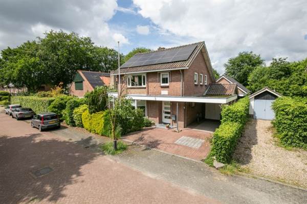 Woning van Zuylenlaan 6 Hoevelaken