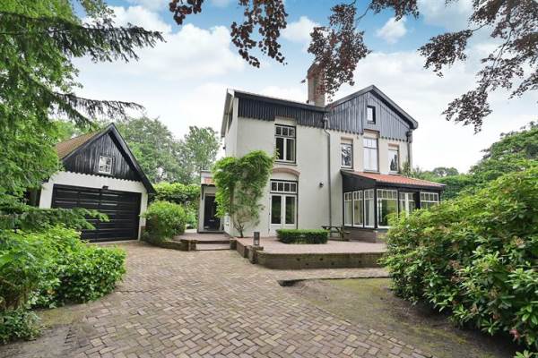 Woning Regentesselaan 41 Bussum