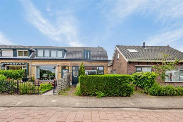 Woning Rijksstraatweg 216 Hellevoetsluis