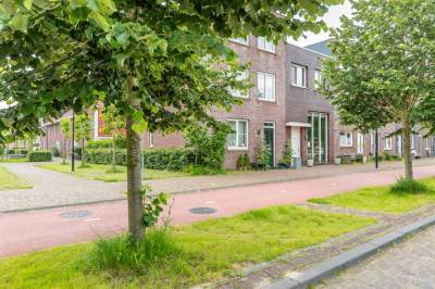 Woning Marie Curielaan 102 Almere