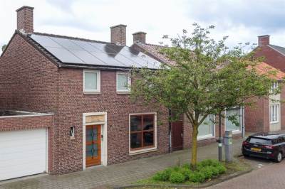Woning Burgemeester van Beekstraat 10 Deurne