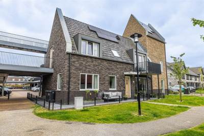 Woning Meeroever 12 Hillegom