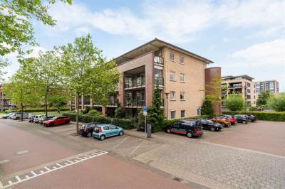Woning Vrijenburglaan 141 Barendrecht
